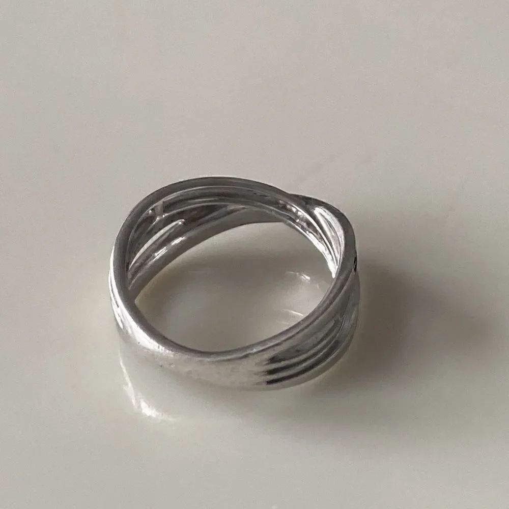 Sterling  silver ring - Picture 2 of 5